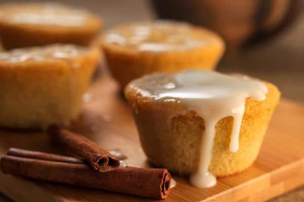 Keto Cinnamon Roll Muffins
