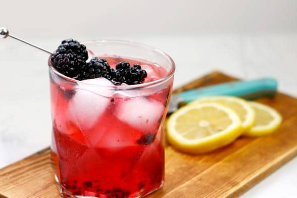 Alcoholic Drinks – BEST Blackberry Lemon Bramble Recipe – Easy and Simple Vodka Cocktail – How To Make Homemade Alcohol Cocktails
