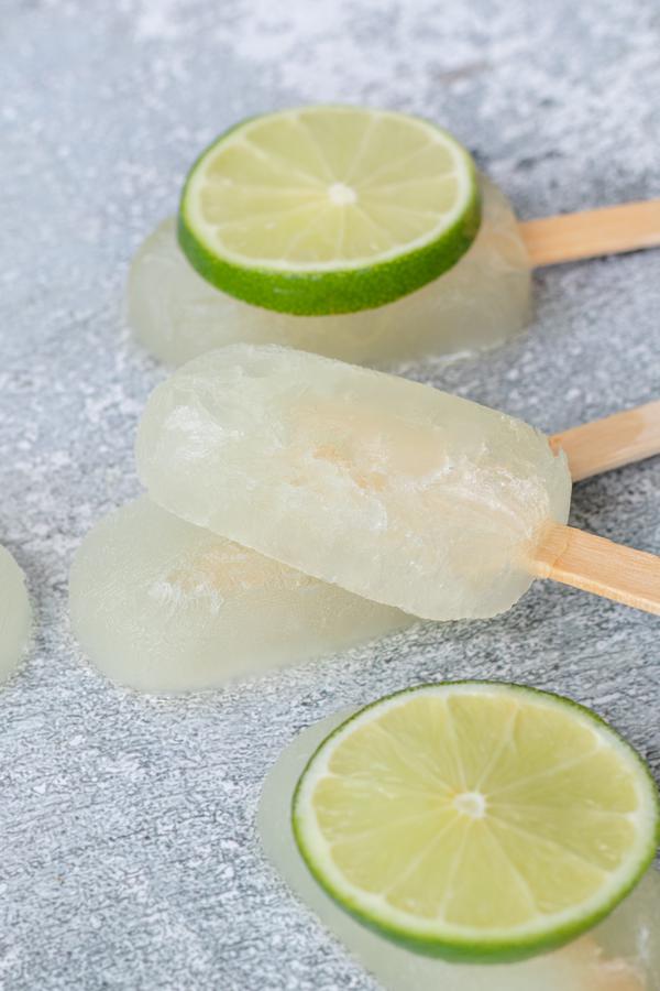 Boozy Popsicles – BEST Boozy Popsicles Recipe – Easy and Simple Margarita Popsicles – How To Make Alcoholic Popsicles