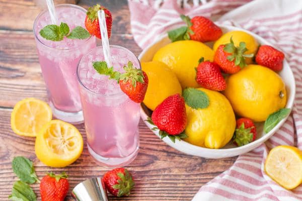 Alcoholic Drinks – BEST Strawberry Lemonade Mojito Recipe – Easy and Simple Rum Cocktail – How To Make Homemade Alcohol Cocktails