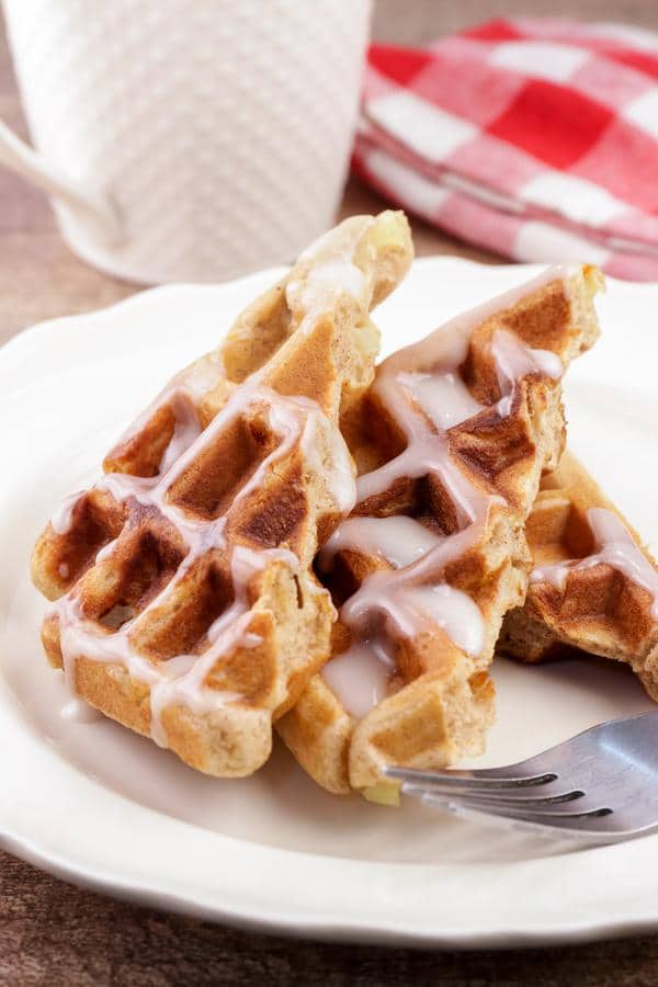 Easy Waffles – Best Homemade Glaze Apple Fritter Waffle Recipe – {Easy} Breakfast – Dinner – Snacks – Desserts – Quick – Simple