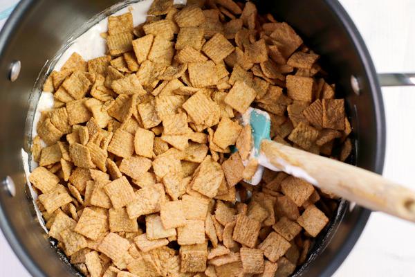Cereal Bars Cinnamon Toast Crunch