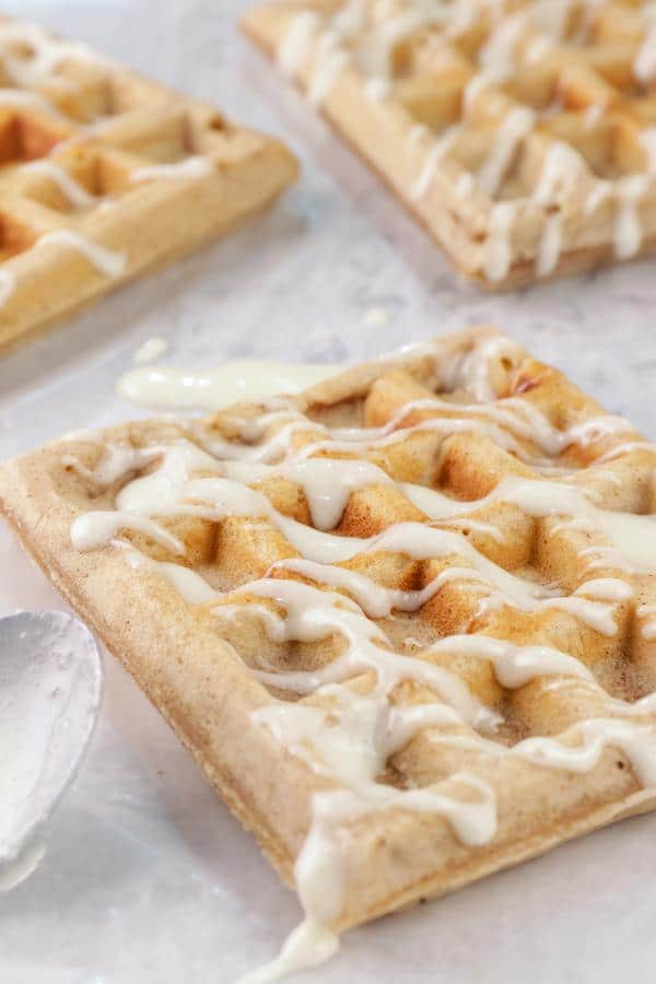 Easy Waffles – Best Homemade Cinnamon Roll Waffle Recipe – {Easy} Breakfast – Dinner – Snacks – Desserts – Quick – Simple