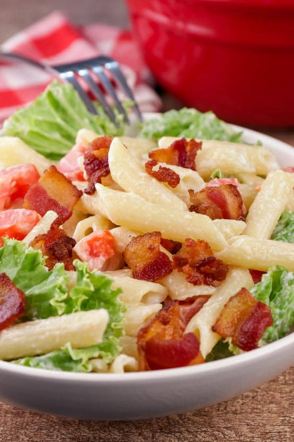 Easy Pasta Salad – Best Homemade BLT Pasta Salad Recipe – {Easy} Lunch – Dinner – Snacks – Side Dishes – Quick – Simple