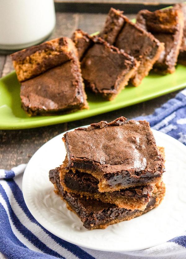 BEST Brownies – EASY Chocolate Peanut Butter Brownies Recipes – Simple and Quick Chocolate Desserts – Snacks – Treats – Party Food