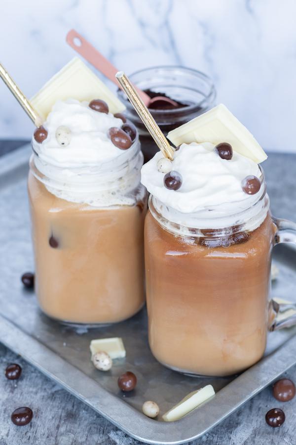 copycat-starbucks-iced-white-chocolate-mocha-recipe