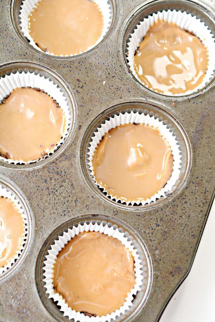 Keto Snickers Cheesecake Cups