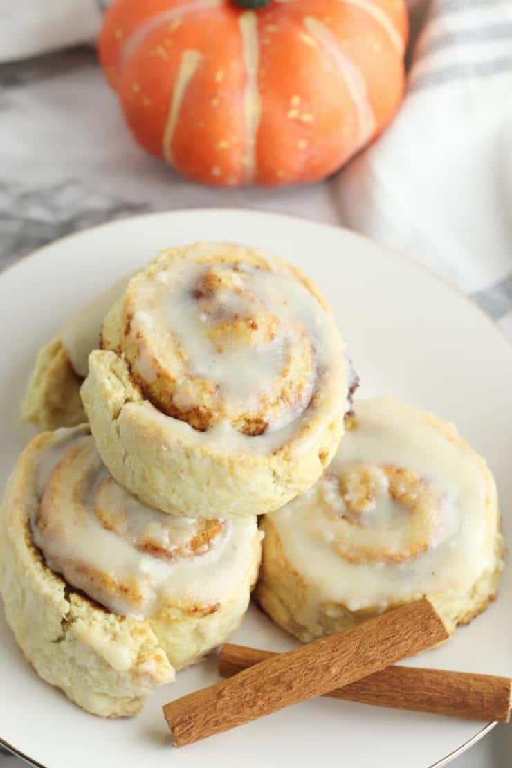Easy Pumpkin Cinnamon Rolls – Best Homemade Pumpkin Cinnamon Roll Recipe – {Easy} Fall Recipes - Breakfast – Snacks – Desserts – Quick – Simple