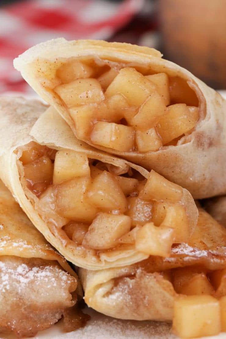 Easy Apple Pie Egg Rolls – Best Homemade Apple Pie Recipe – {Easy} Recipes – Snacks – Desserts – Breakfast – Quick – Simple