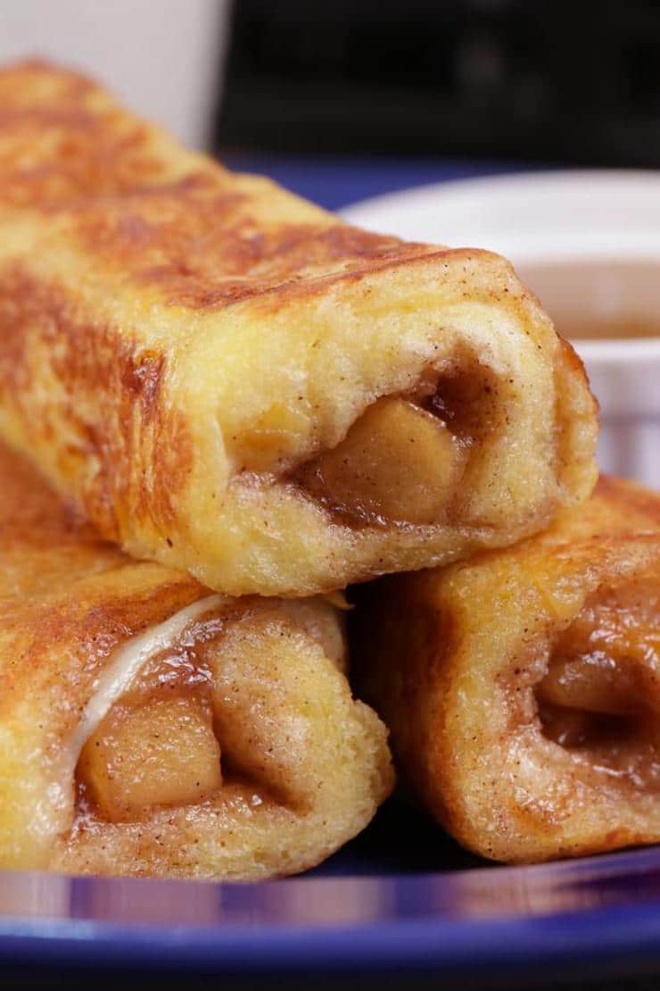 Easy Apple Pie French Toast Roll Ups