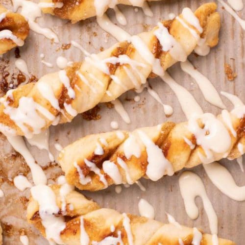 Easy Cinnamon Roll Twists – Best Homemade Cinnamon Roll Twists Recipe – Breakfast – Desserts – Snacks – Quick – Simple