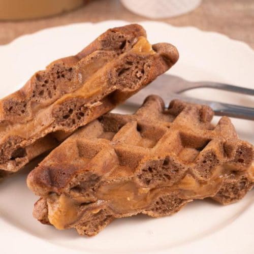 Easy Waffles – Best Homemade Peanut Butter Cup Waffle Recipe – {Easy} Breakfast – Dinner – Snacks – Desserts – Quick – Simple