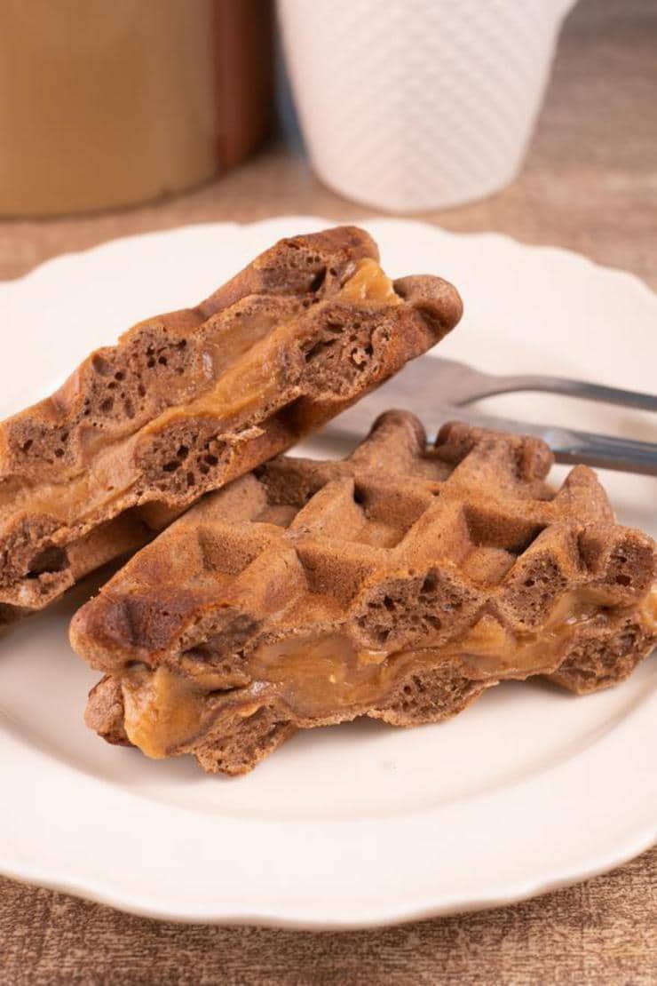 Easy Waffles – Best Homemade Peanut Butter Cup Waffle Recipe – {Easy} Breakfast – Dinner – Snacks – Desserts – Quick – Simple