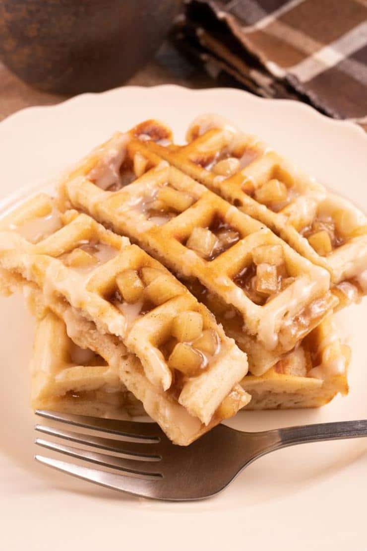 Easy Waffles – Best Homemade Stuffed Apple Fritter Waffle Sticks Recipe – {Easy} Breakfast – Dinner – Snacks – Quick – Simples