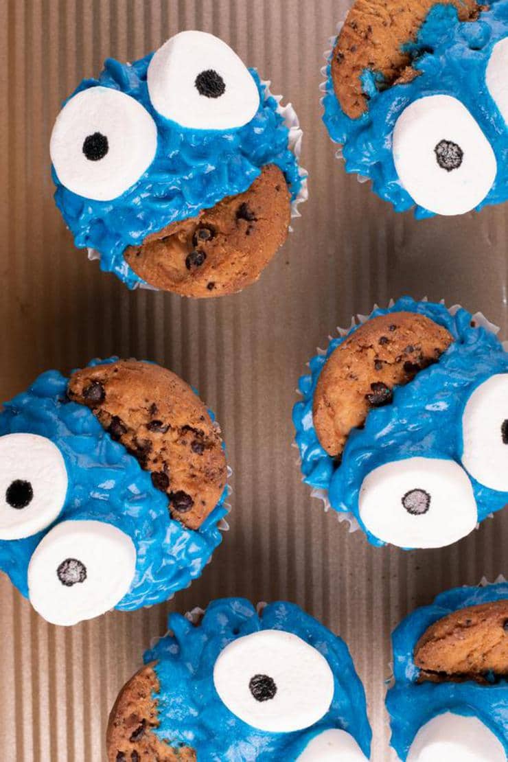 Easy Cookie Monster Cupcakes