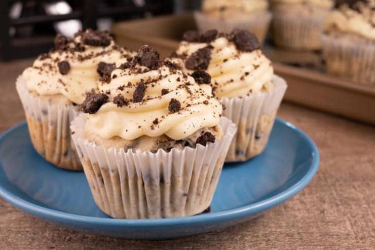 Easy Cookies And Cream Cupcakes