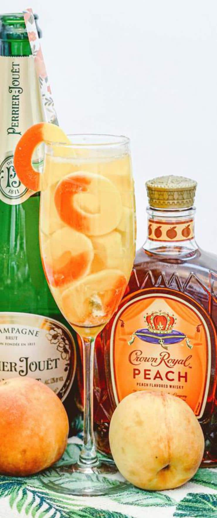 Alcohol Drinks Sparkling Crown Peach Cocktail