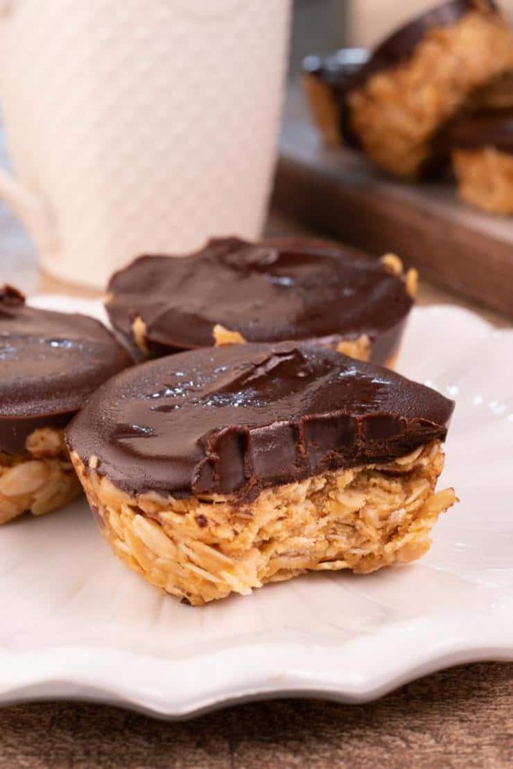 Easy Chocolate Peanut Butter Granola Cups