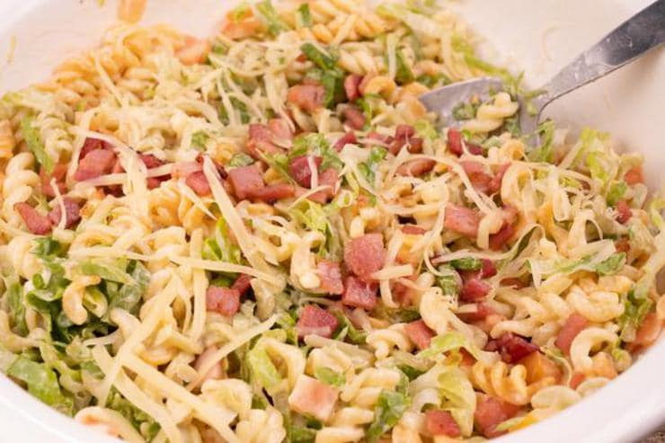 Easy Bacon Ranch Pasta Salad