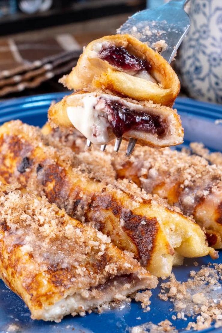 15 Minute French Toast – Best Homemade Blueberry Muffin French Toast Roll Ups Recipe – {Easy} Breakfast – Snacks – Desserts – Party Food – Quick – Simple