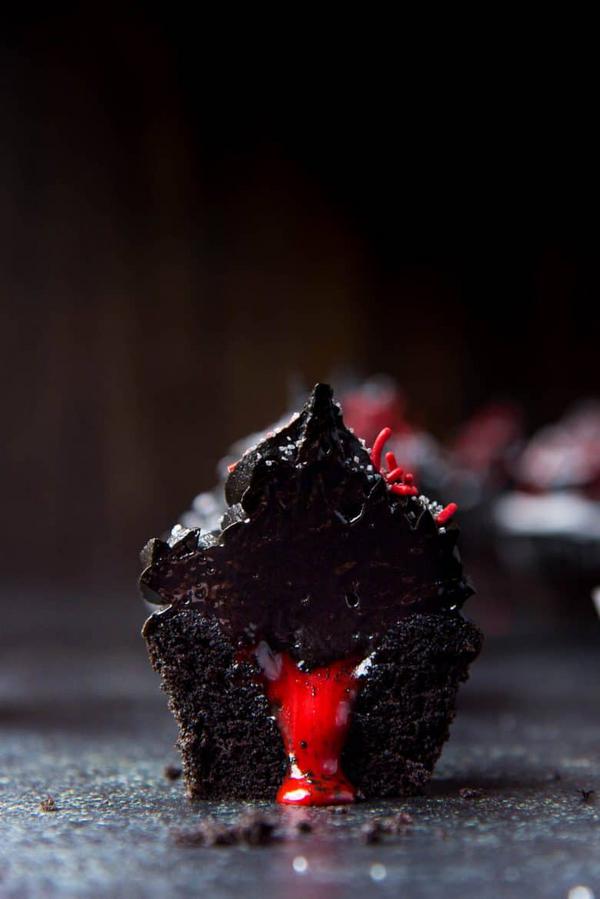 Bleeding Black Cupcakes