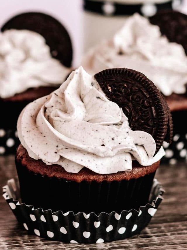 BEST OREO COOKIE CUPCAKES