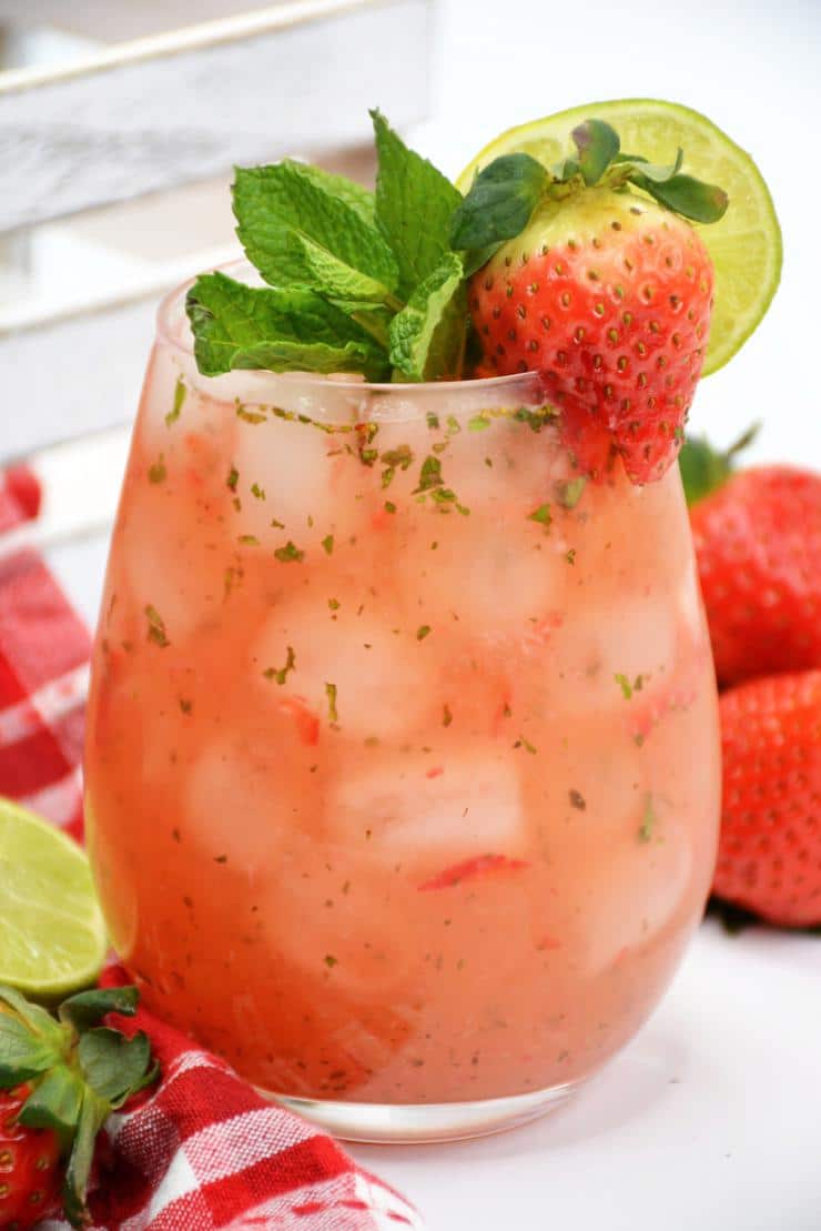 Alcoholic Drinks – BEST Strawberry Mango Mojito Cocktail Recipe – Easy and Simple Rum Drink