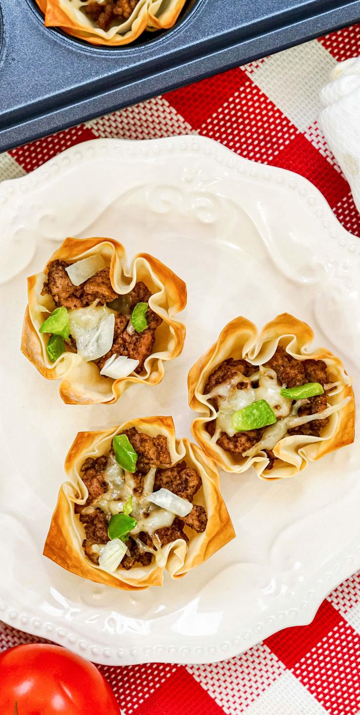 Philly Cheesesteak Cups