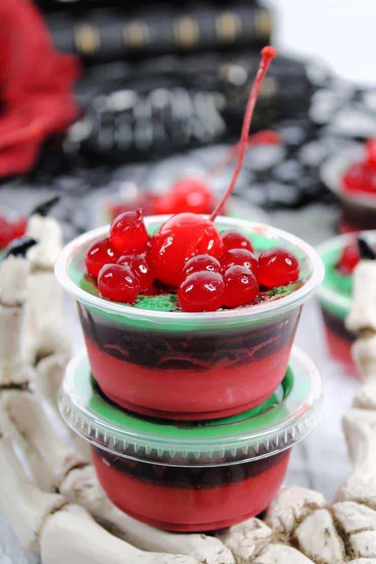 Zombie Jello Shots – BEST Halloween Whiskey and Tequila Jello Shots Recipe – Easy and Simple