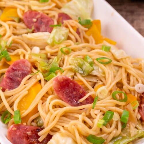 Chow Mein Ramen Noodles - Easy Meal Recipe - Dinner - Lunch - Party Food