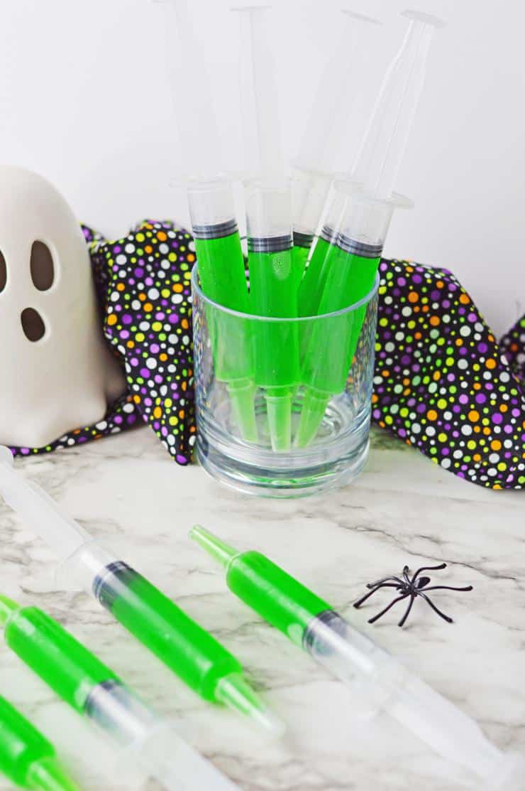 Syringe Jello Shots – BEST Halloween Vodka Jello Shots Recipe – Easy and Simple